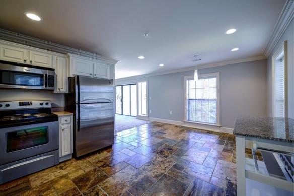 27309 Plantation Dr NE #309 Image 9