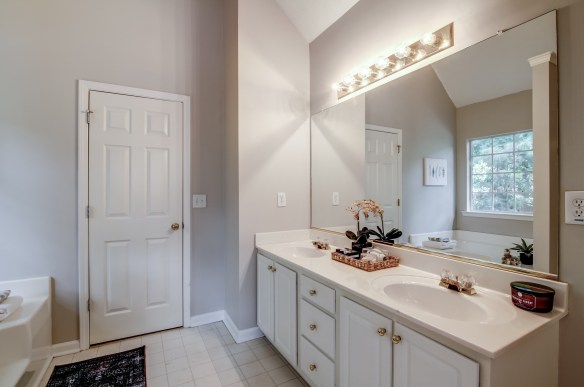 2809 Wellsly Ct_hi-16