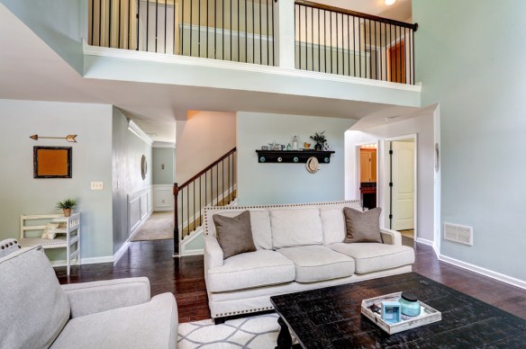 5335 Redfield Way_13