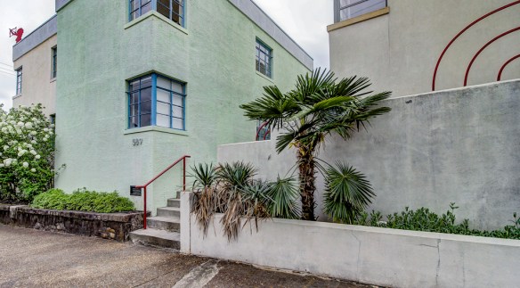 589AuburnAveUnitE-22