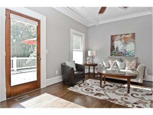 © 2015 Liz Wall, PranaPix, LLC