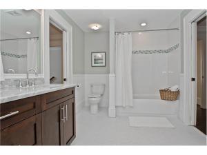 © 2015 Liz Wall, PranaPix, LLC